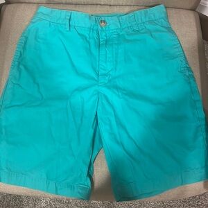 Vineyard vines shorts. Size 28